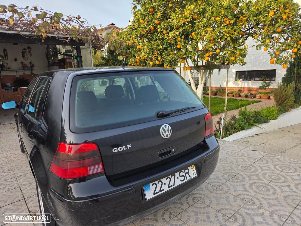 VW Golf 1.4i 25 Anos - 3