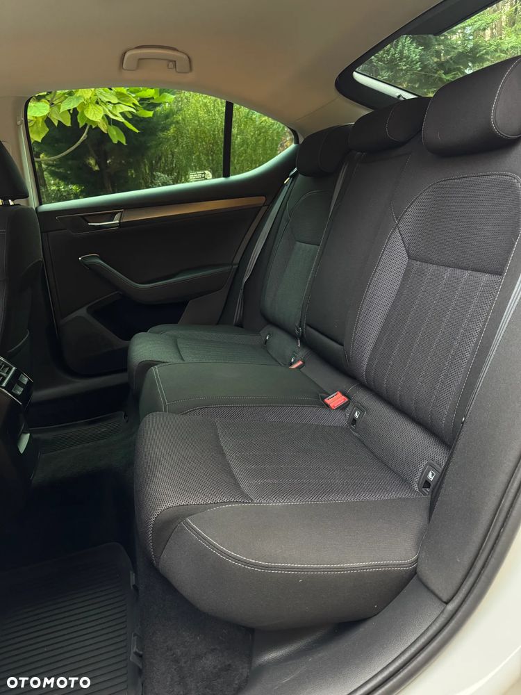 Skoda Superb 1.5 TSI Style DSG - 28