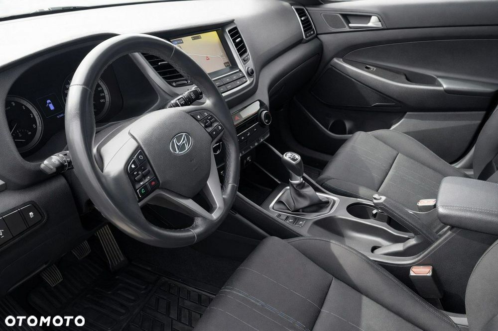 Hyundai Tucson - 16
