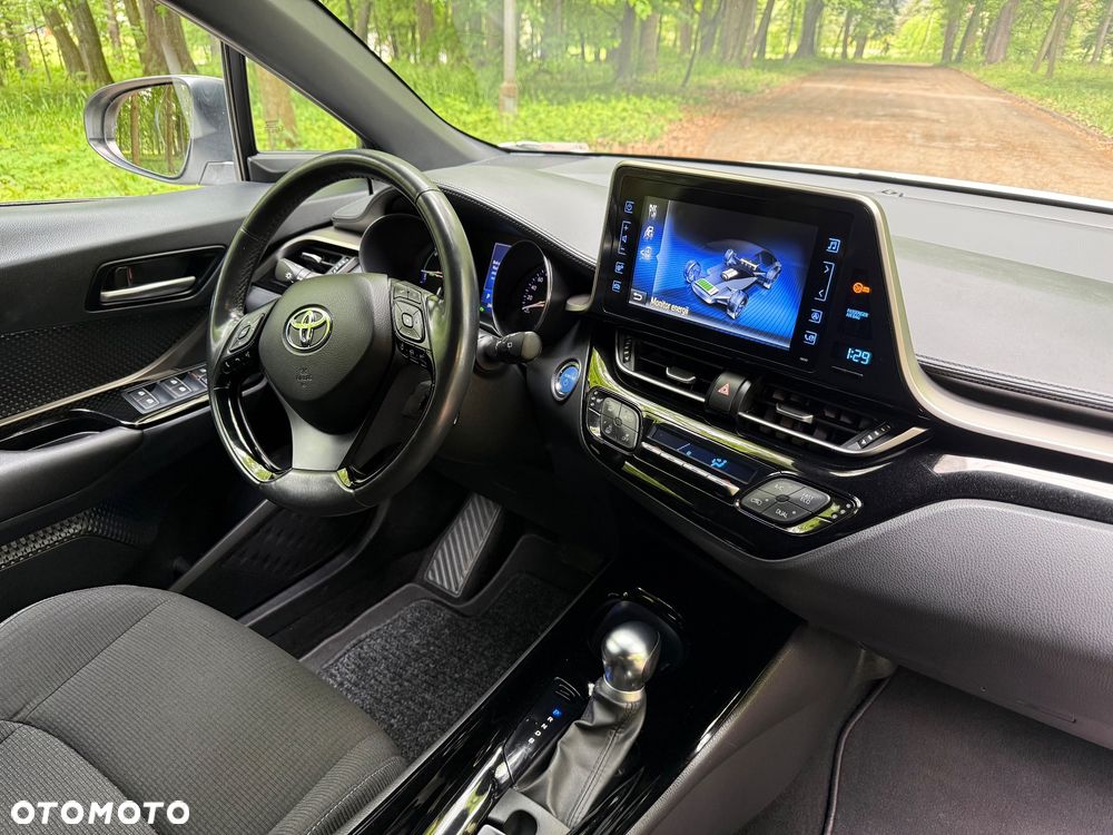 Toyota C-HR 1.8 Hybrid Dynamic - 10