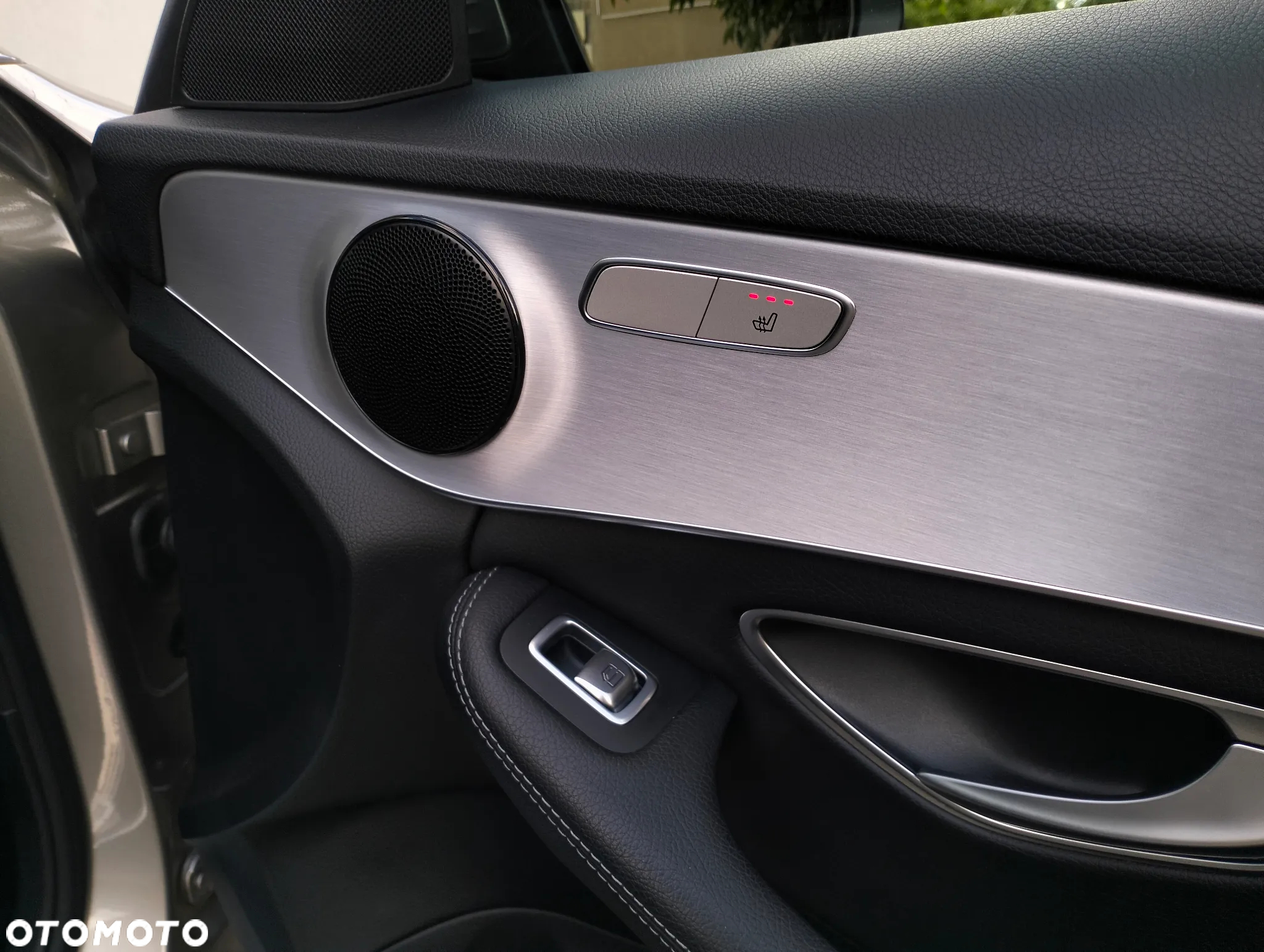 Mercedes-Benz Klasa C 200 d T 9G-TRONIC Avantgarde - 39