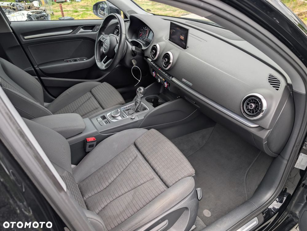 Audi A3 Limousine 1.4 TFSI CoD S tronic - 8