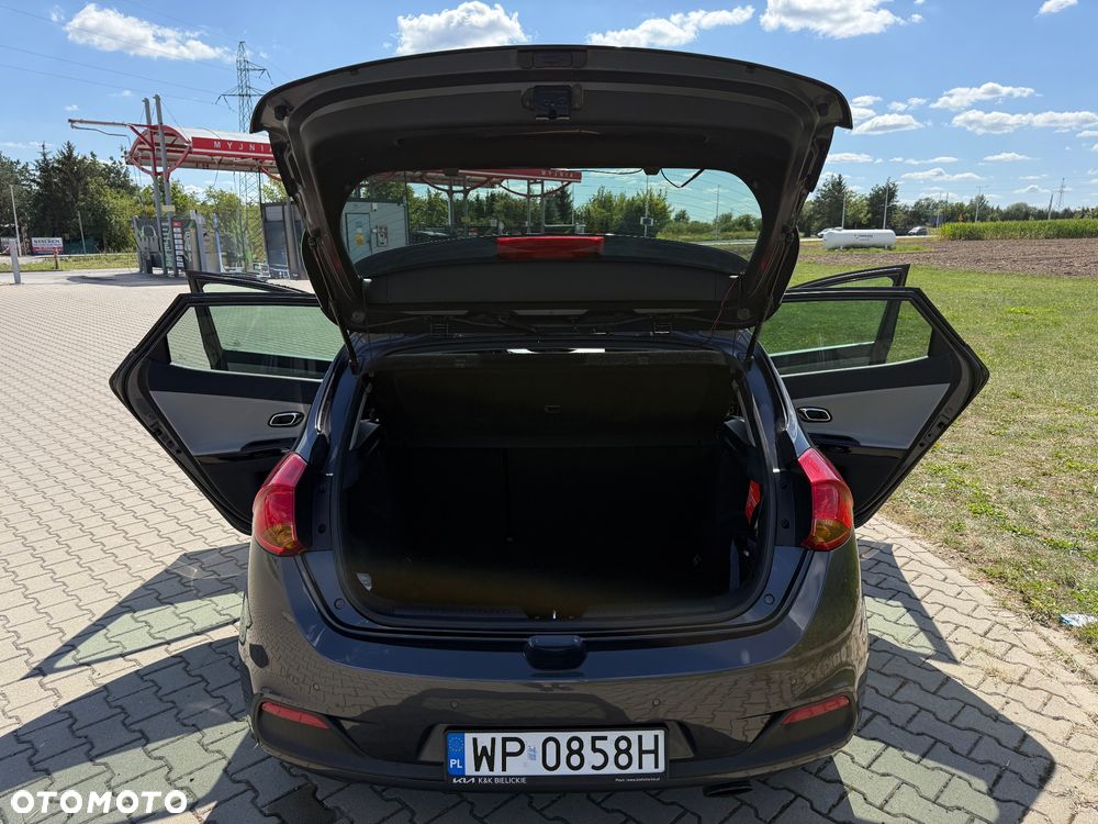 Kia Ceed 1.6 GDI M - 24