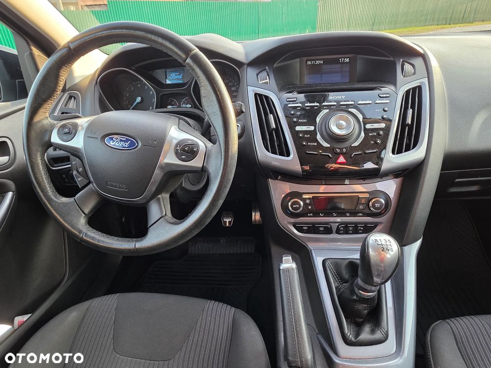 Ford Focus 1.6 EcoBoost Titanium - 8