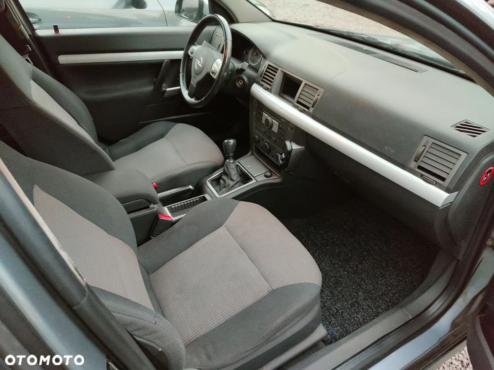 Opel Vectra 1.9 CDTI - 17