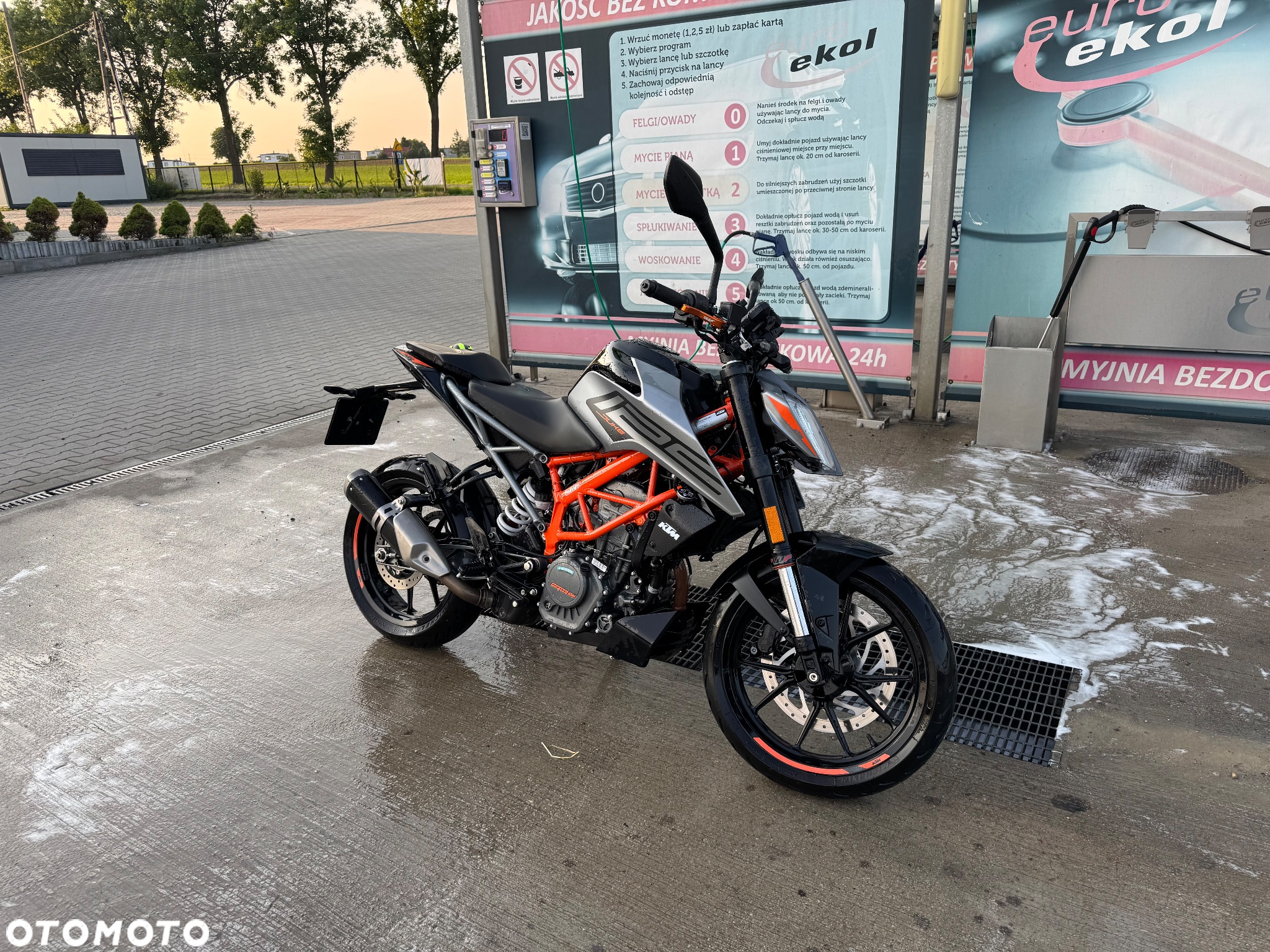 KTM Duke - 11