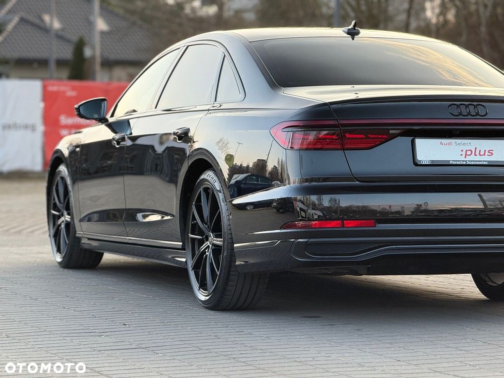 Audi A8 - 10