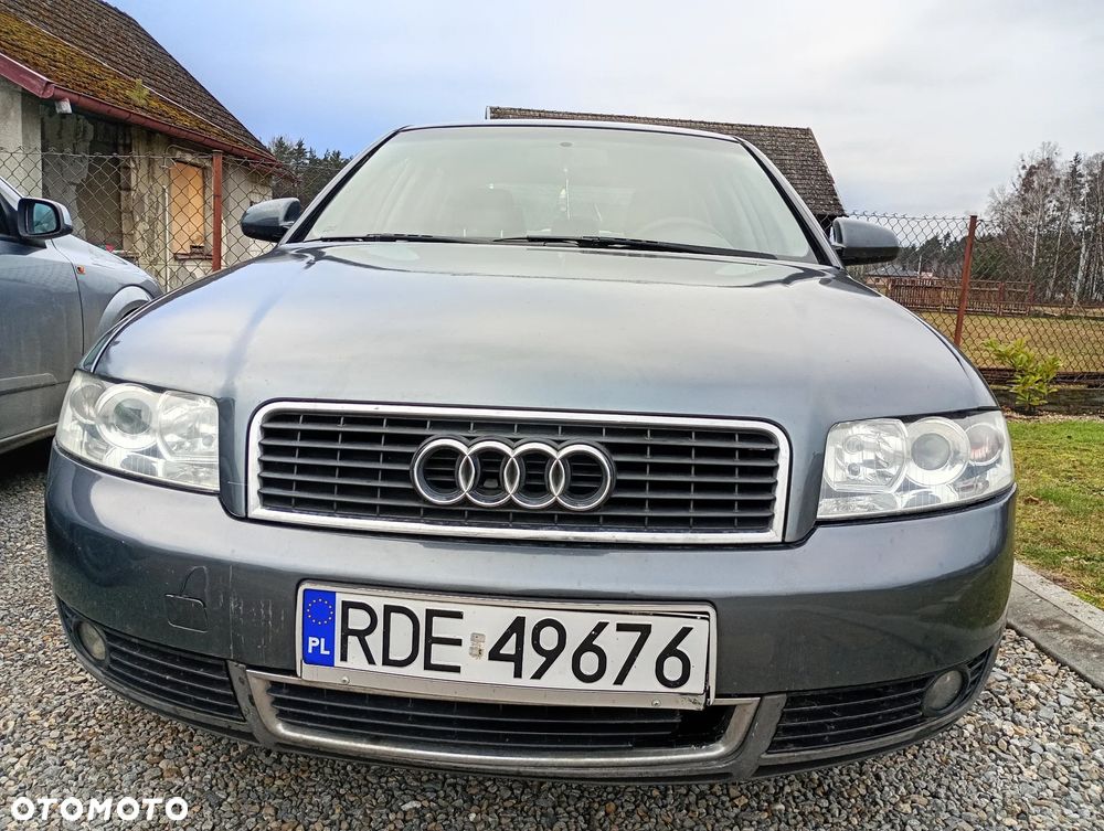 Audi A4 Limousine 2 - 10