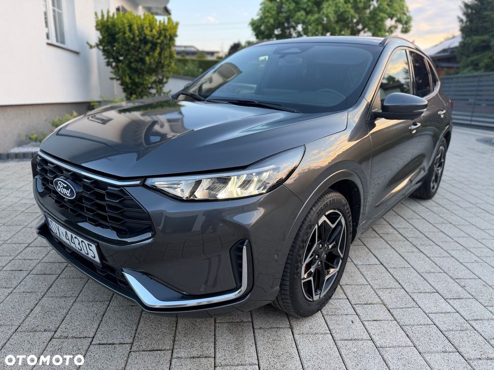 Ford Kuga 2.5 FHEV FWD ST-Line X - 4