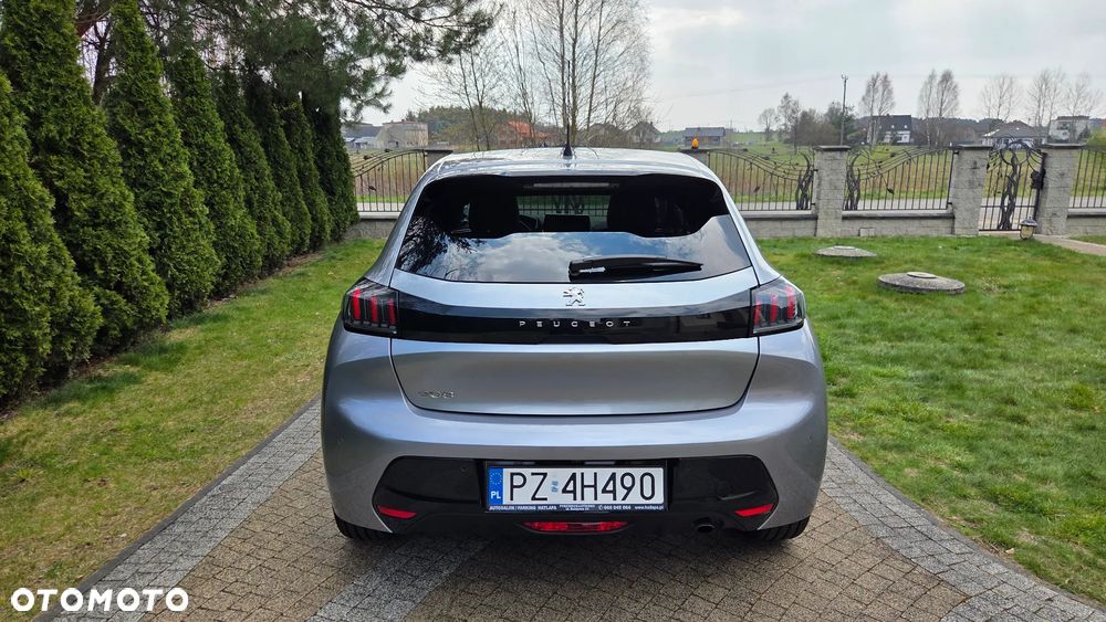 Peugeot 208 1.2 PureTech Allure S&S EAT8 - 5