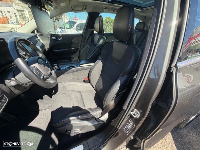 Volvo XC 60 2.0 T8 PHEV Momentum AWD - 15