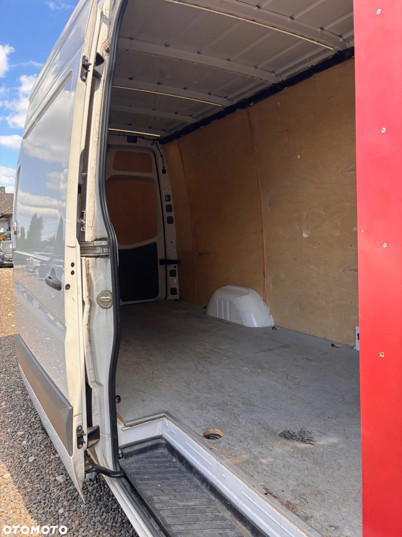 Volkswagen CRAFTER - 9