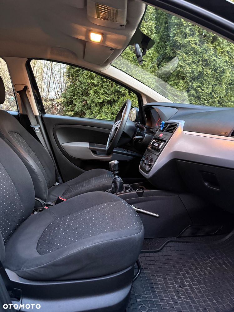 Fiat Grande Punto - 8
