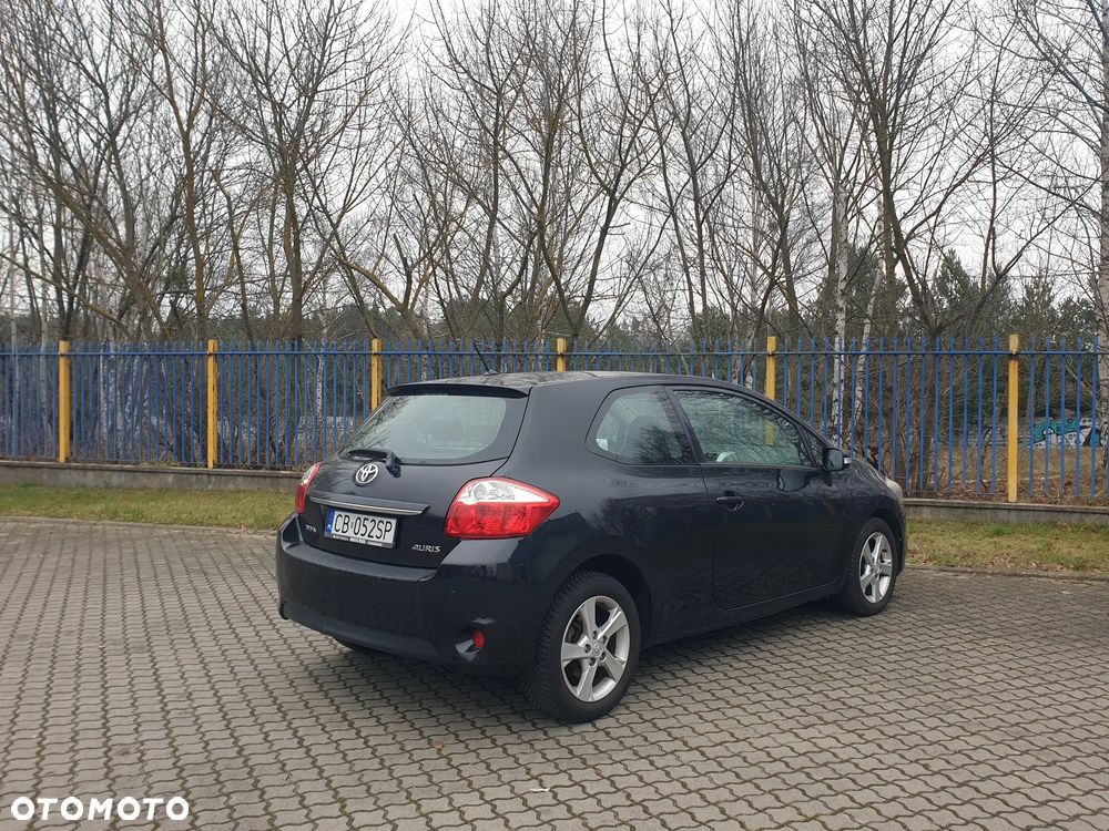 Toyota Auris - 3