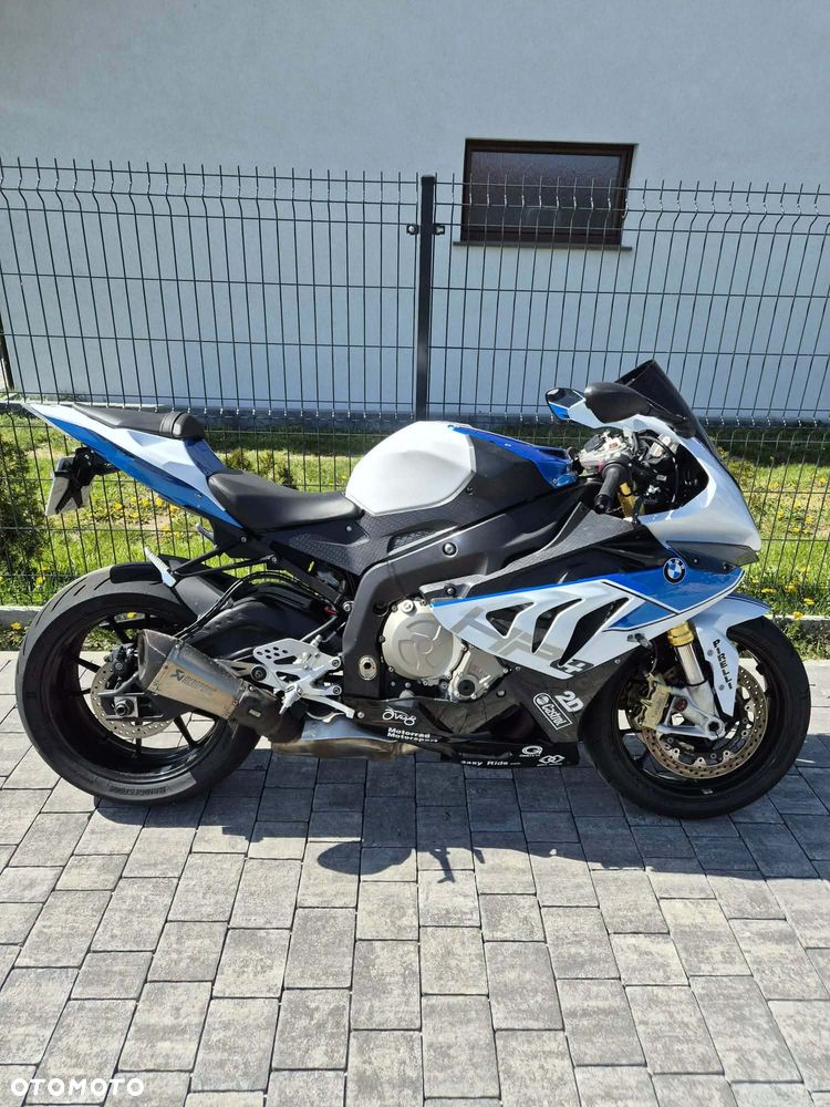 BMW S - 1