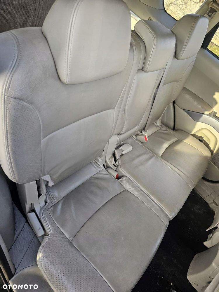 kanapa skóra mitsubishi outlander ii - 1
