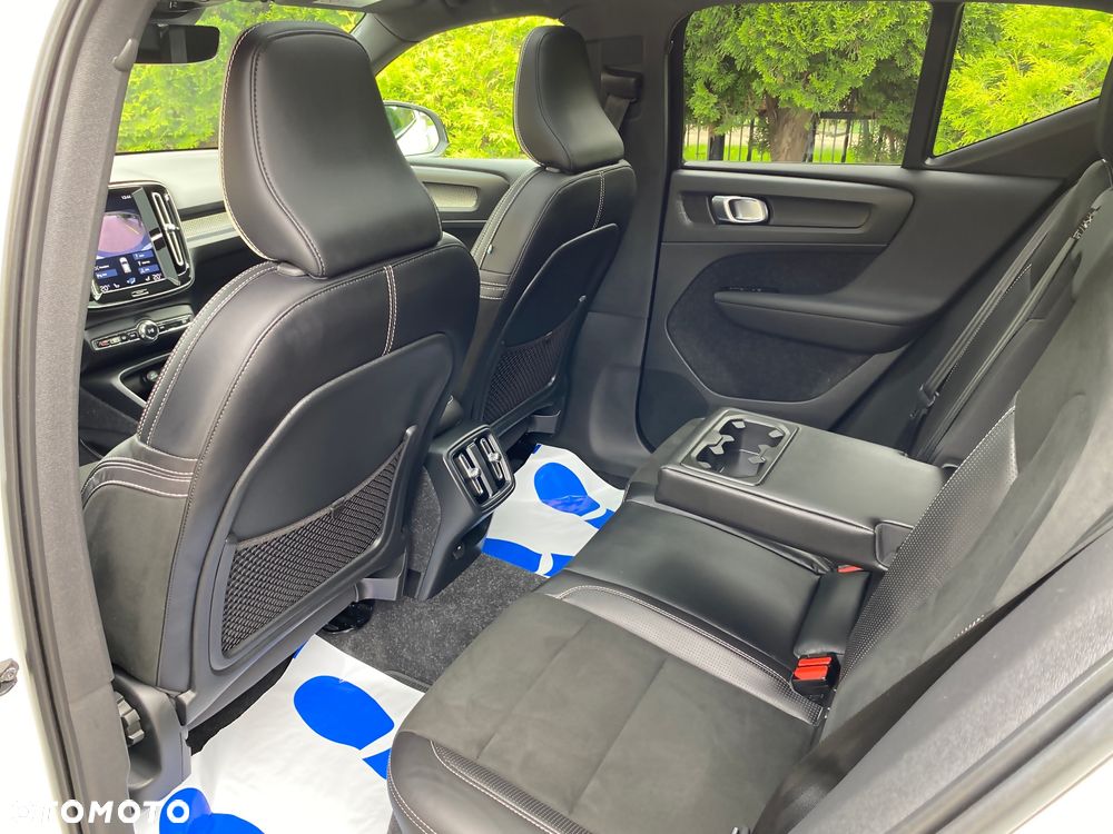 Volvo XC 40 D3 R-Design - 17