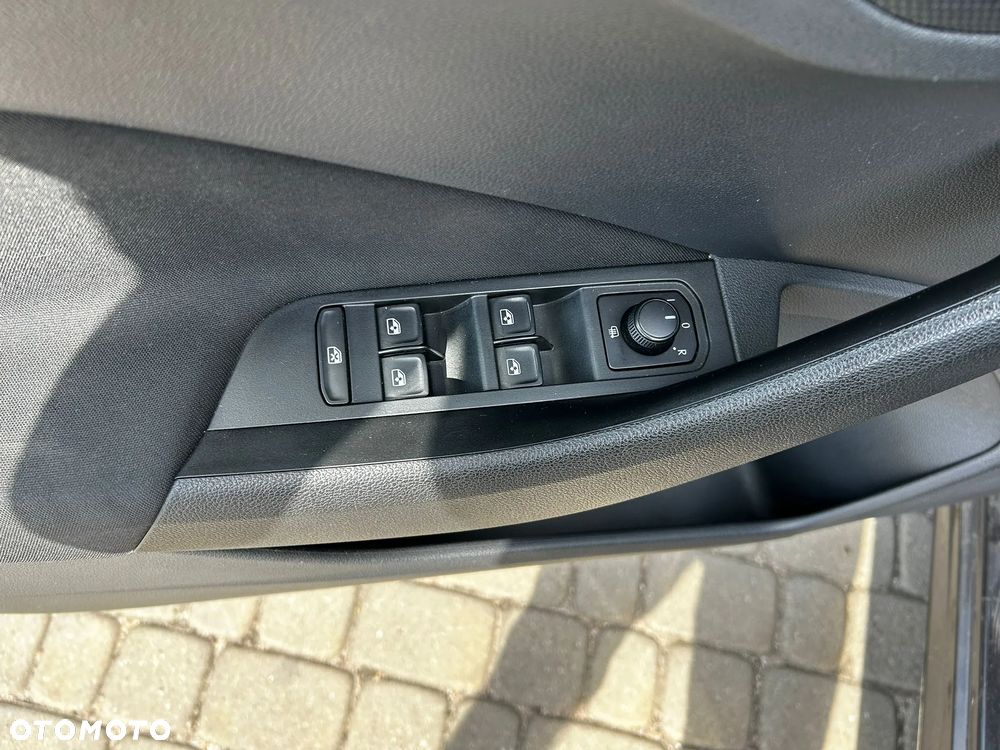 Skoda Kamiq 1.0 TSI Style - 25