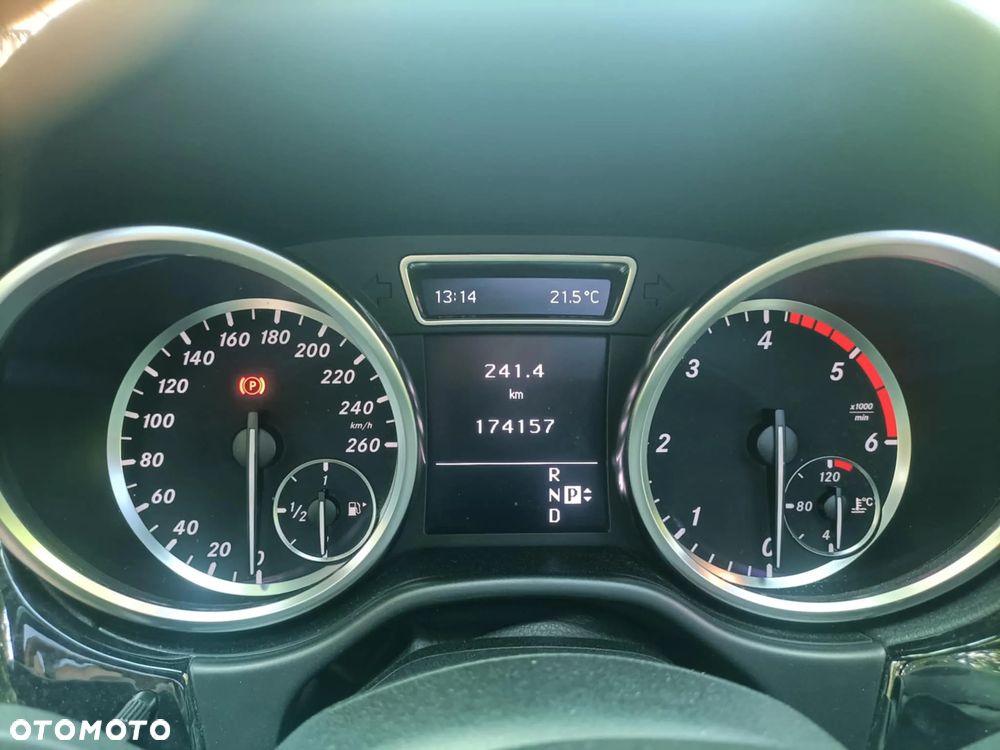 Mercedes-Benz ML - 9