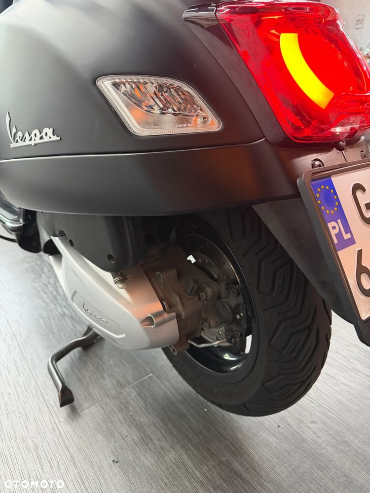 Vespa GTS - 25