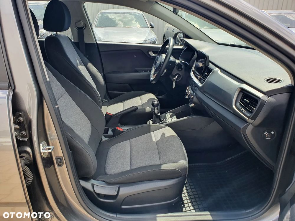 Kia Stonic 1.2 M - 25