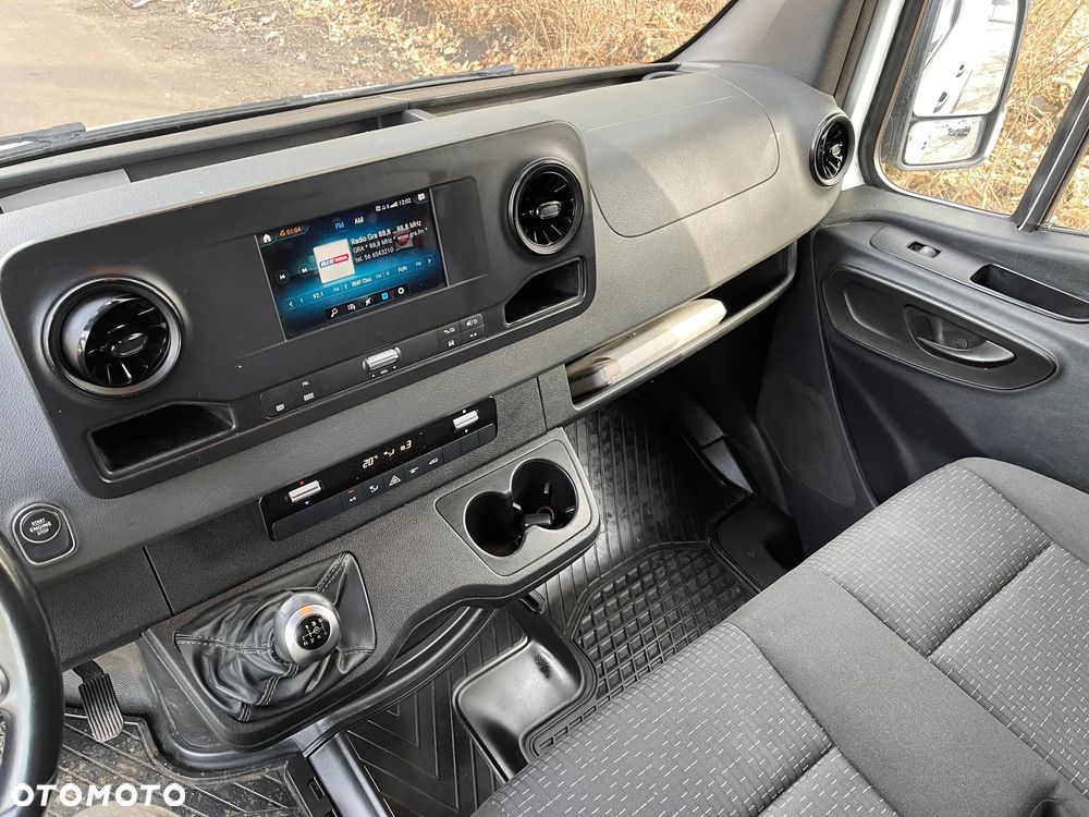 Mercedes-Benz Sprinter W907 319 CDI 2019 ROK 3.0 V6 190 KM MANUAL 6 BIEGÓW MAX MAXI DŁUGI L4H2 - 10