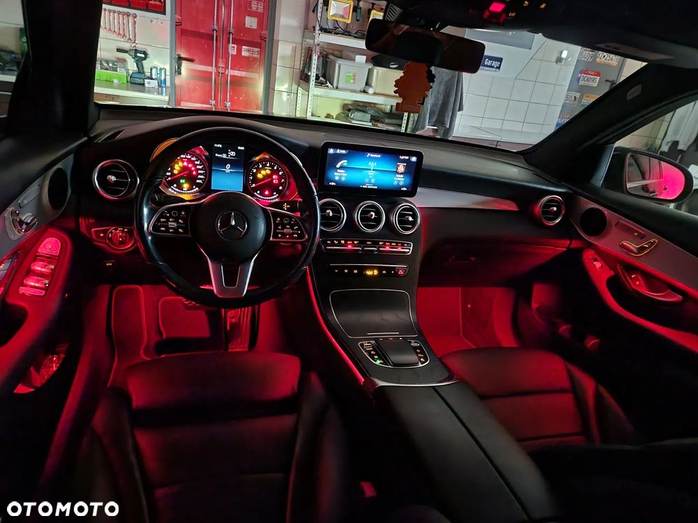 Mercedes-Benz GLC - 10