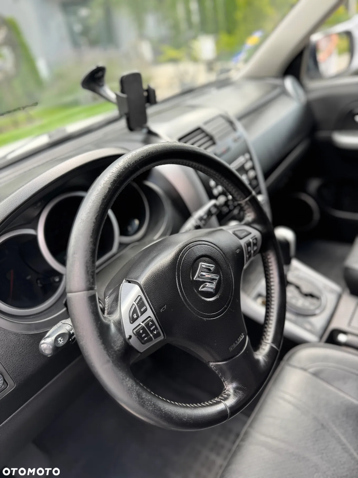 Suzuki Grand Vitara 3.2 V6 Elegance - 14