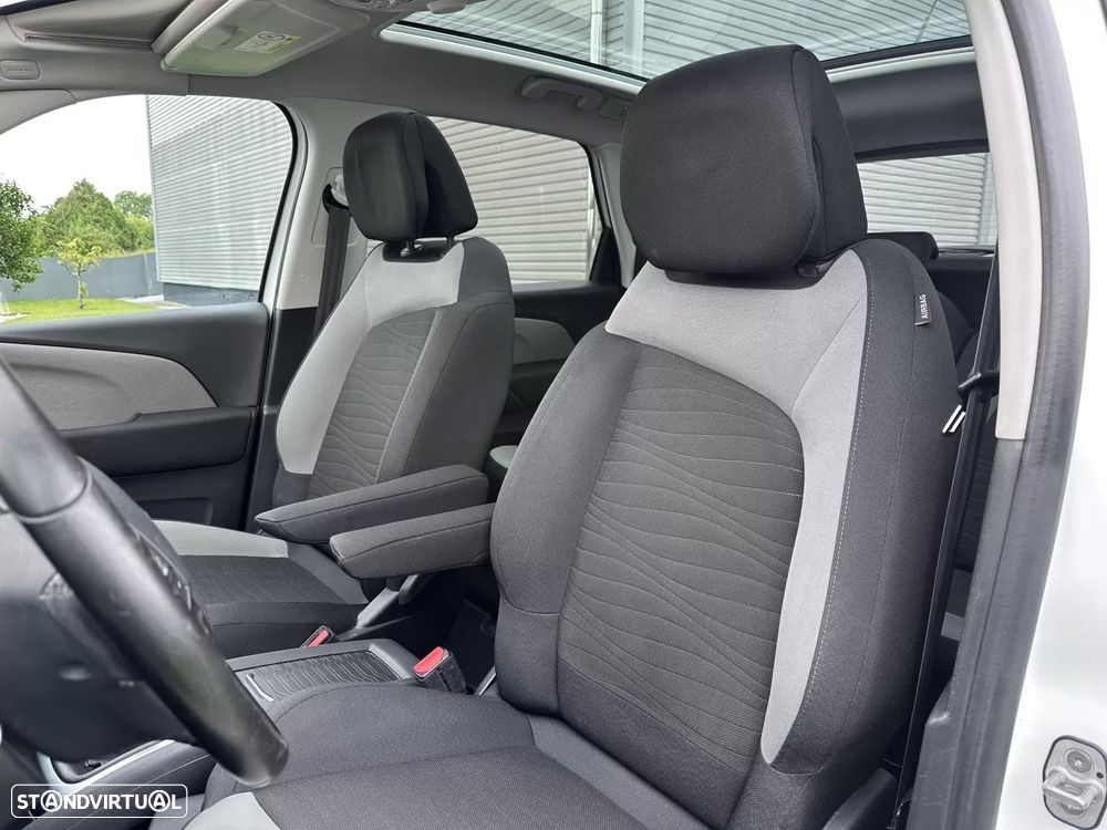 Citroën C4 Picasso PureTech 130 Stop&Start Exclusive - 28