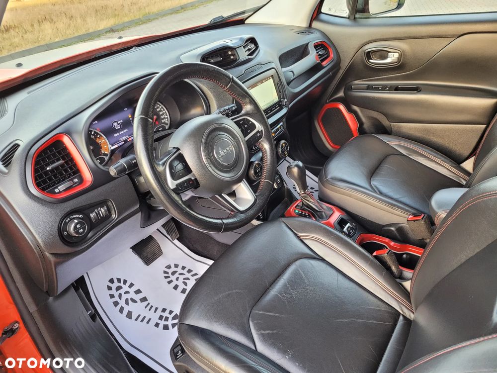 Jeep Renegade - 14