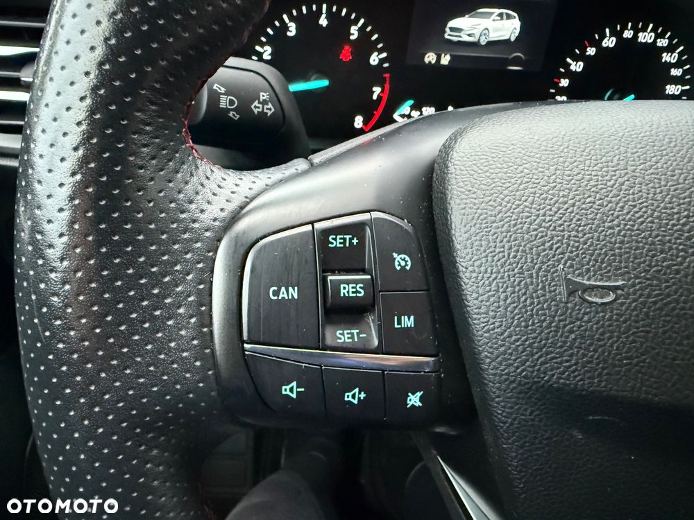 Ford Focus 1.0 EcoBoost mHEV Titanium Style - 23