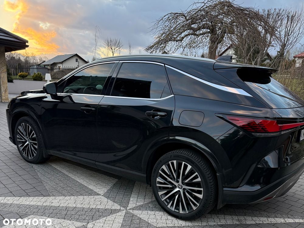 Lexus RX - 4