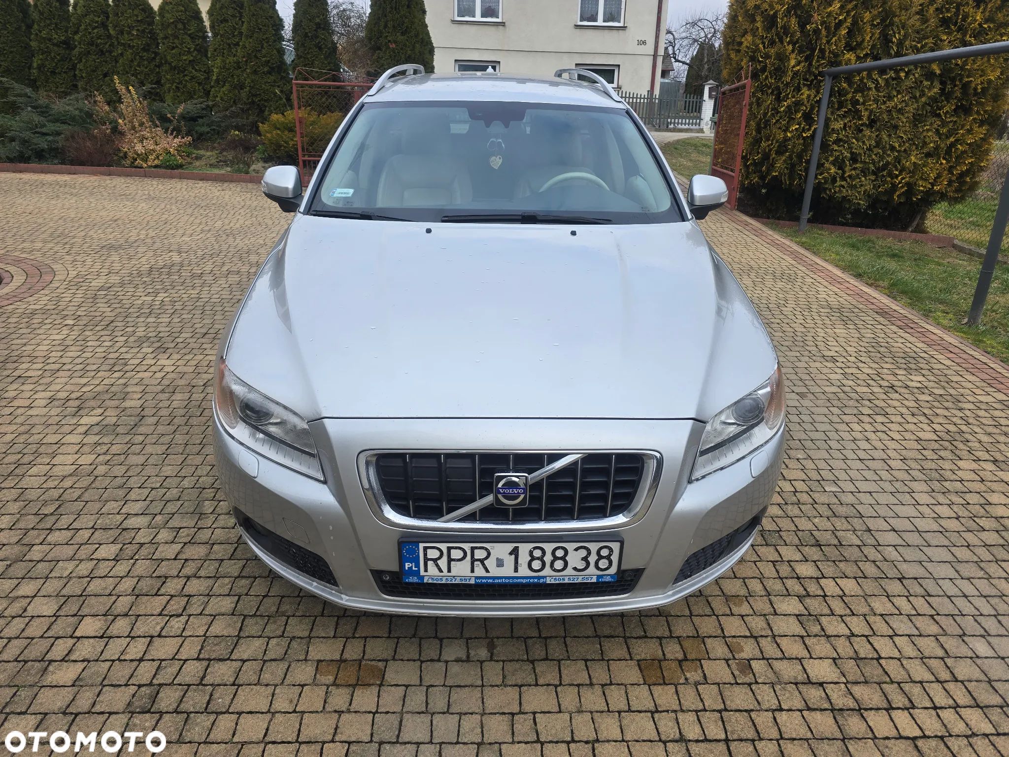 Volvo V70 T6 AWD Summum - 1