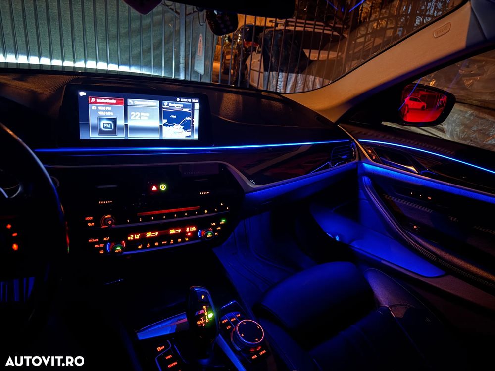 BMW Seria 5 520d xDrive Aut. Luxury Line - 27