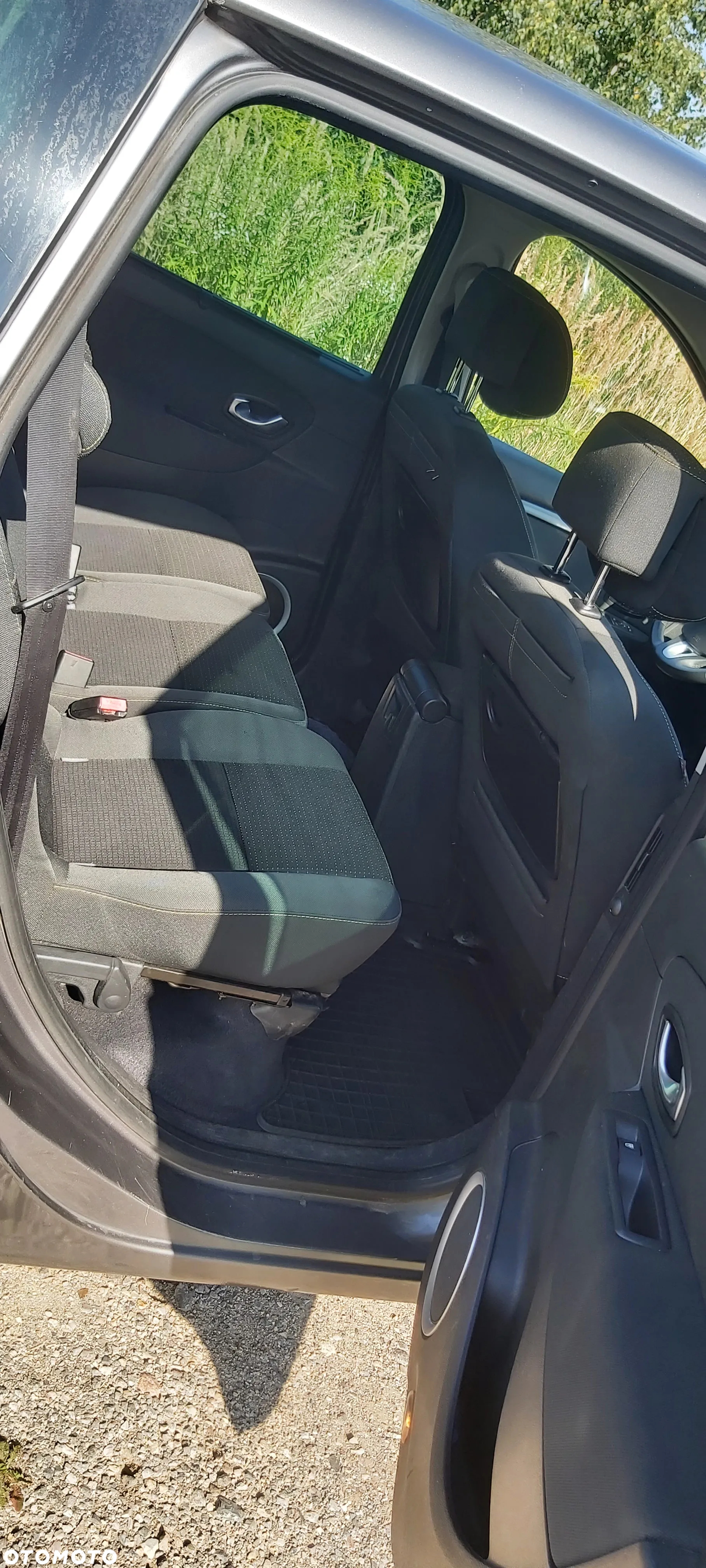 Renault Grand Scenic - 12