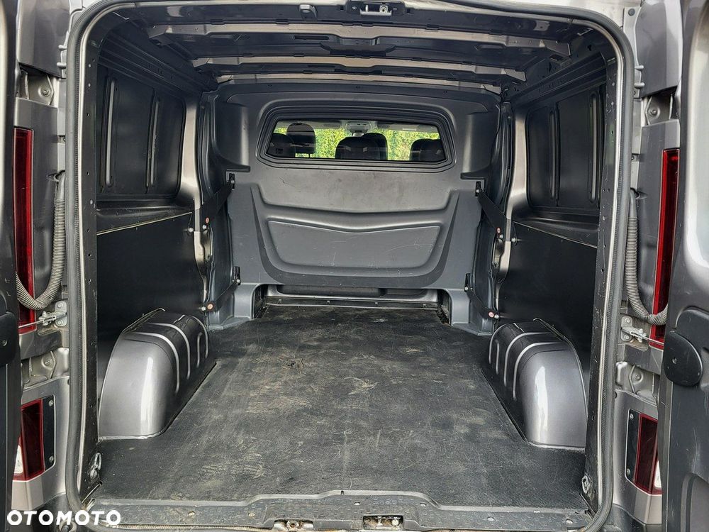 Renault Trafic - 12