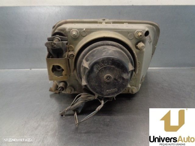 FAROL ESQUERDO RENAULT EXPRESS FURGÃO 1994 -7701035232 - 1