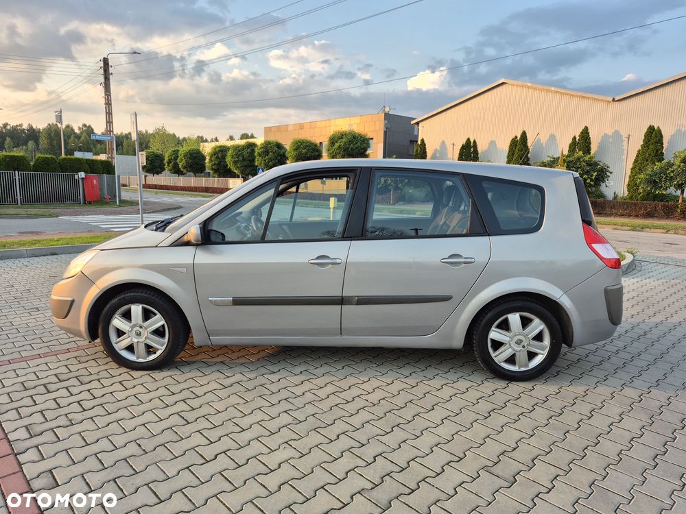 Renault Grand Scenic - 5