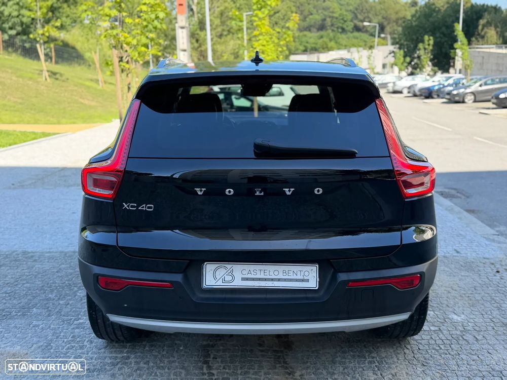 Volvo XC 40 T3 Momentum - 29