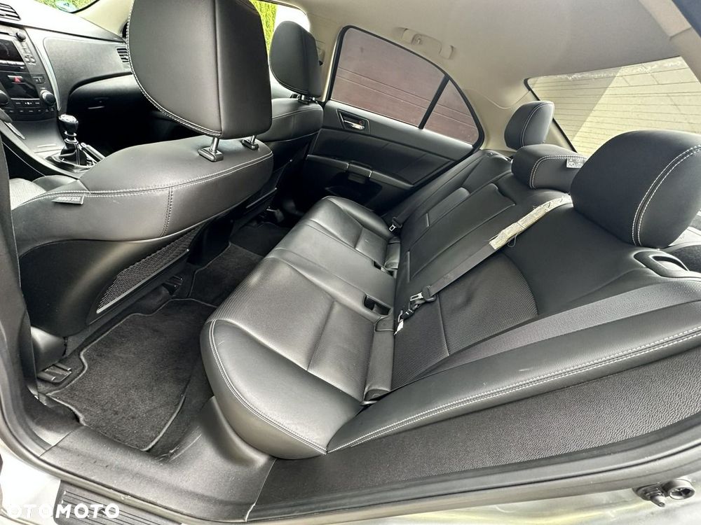Suzuki Kizashi - 16