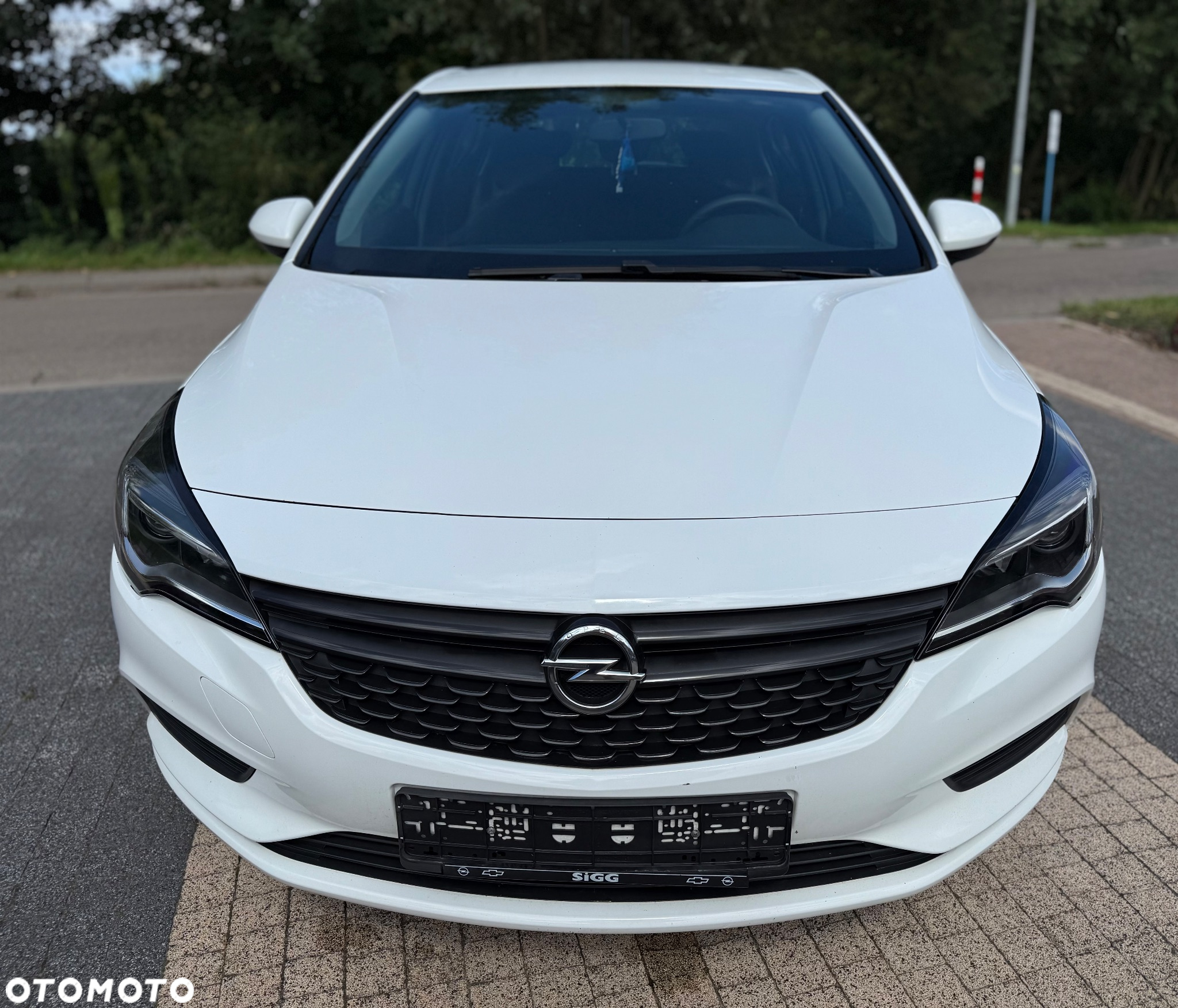 Opel Astra V 1.0 T Essentia S&S - 6
