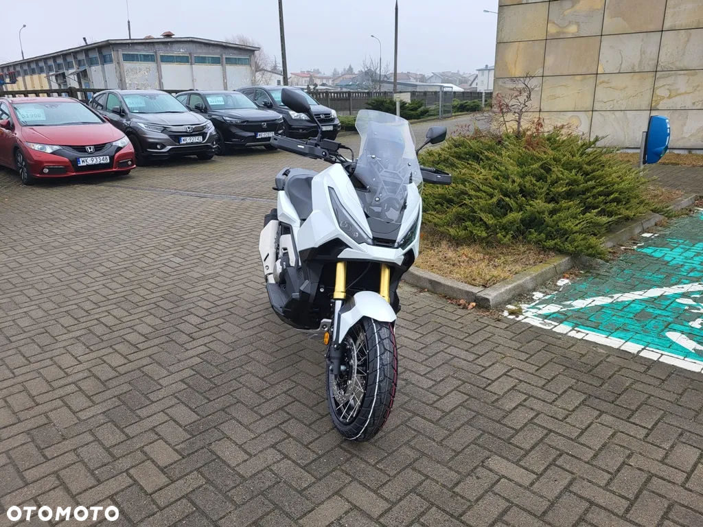 Honda X-ADV - 2