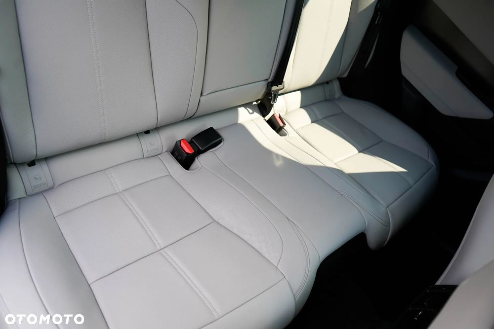 Land Rover Range Rover Velar 3.0 P400 mHEV Belgravia Edition - 34