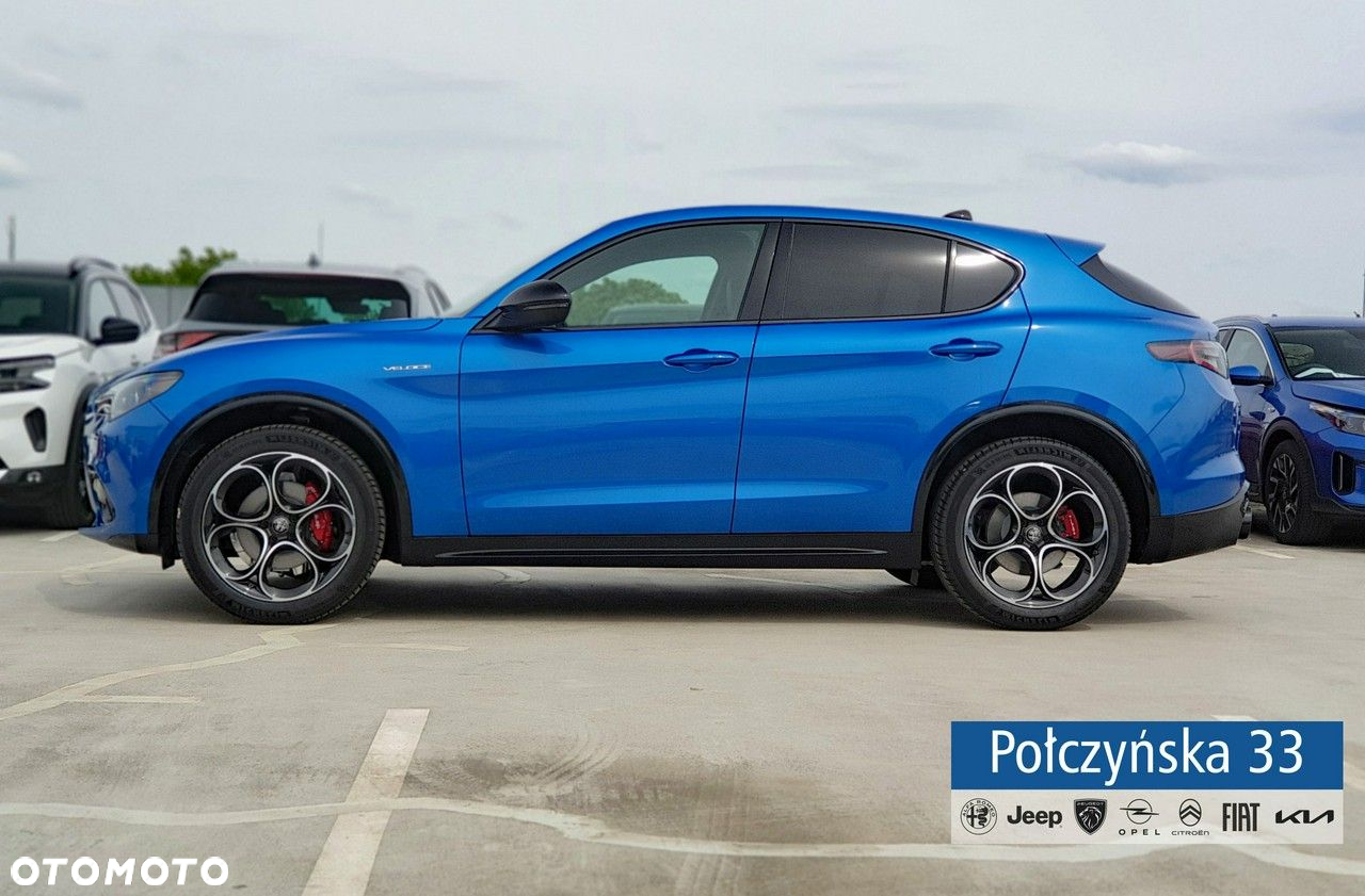 Alfa Romeo Stelvio - 10
