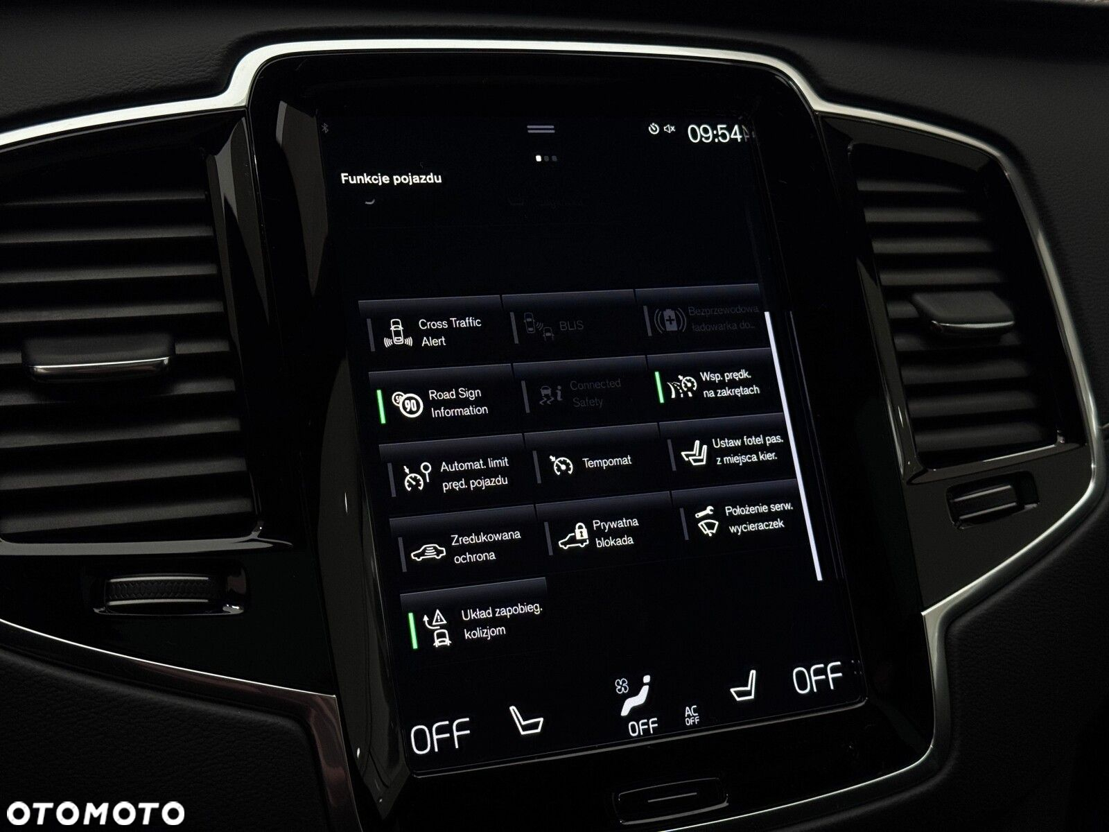 Volvo XC 90 - 32