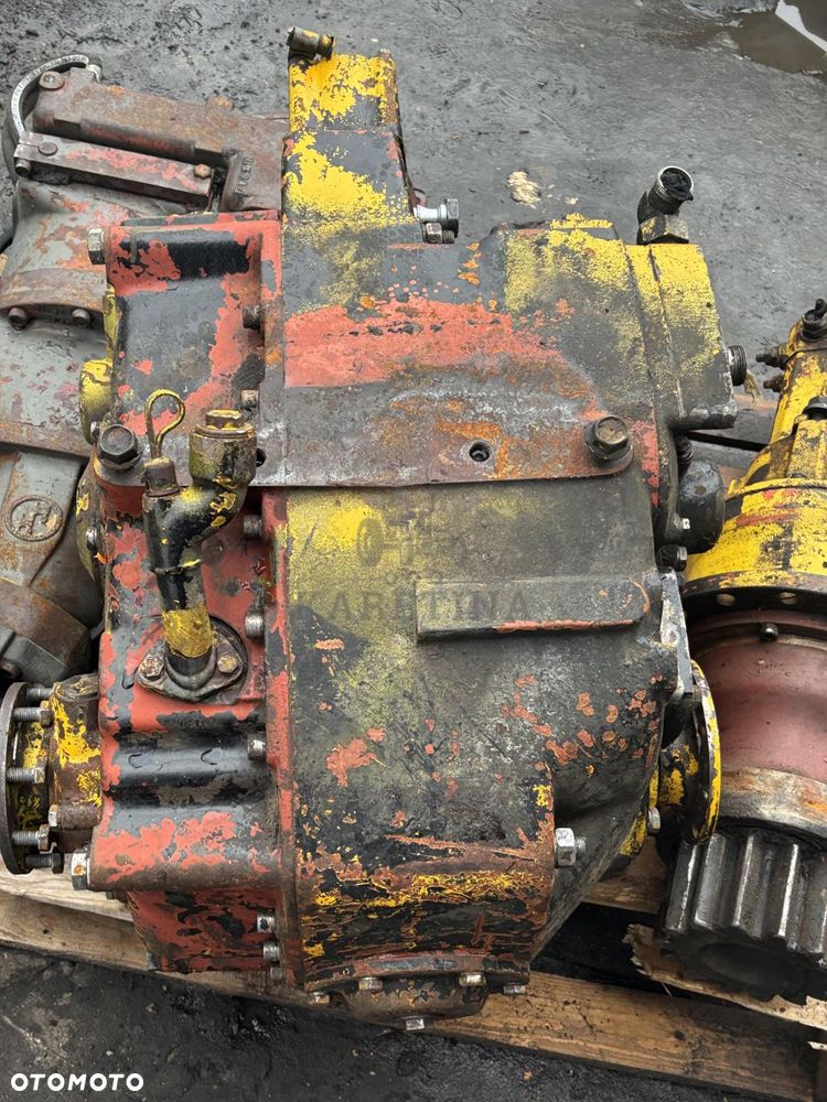 Hanomag 422 Skrzynia Biegów Do Ładowarki kołowej Hanomag 55 D 55D - 4