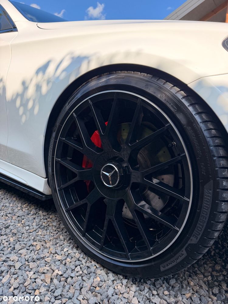 Mercedes-Benz Klasa C 300 9G-TRONIC - 34