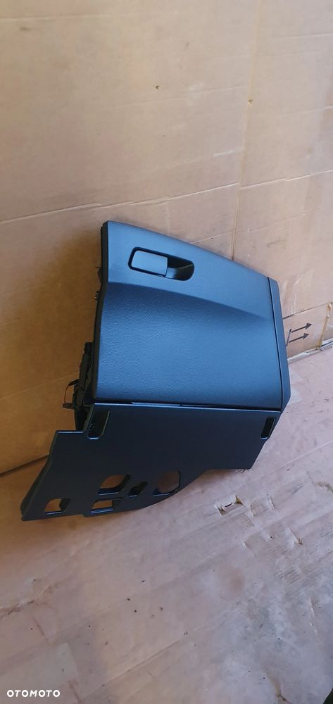 Schowek pasażera Europa Audi A4 B9 EU 8W1857035B - 4