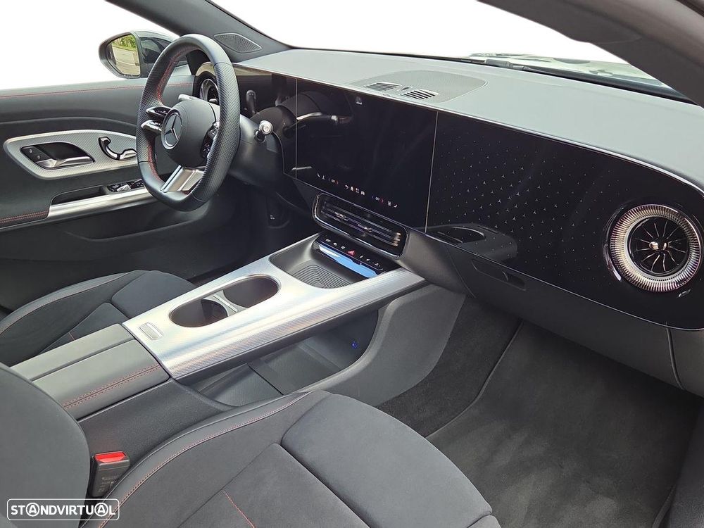 Mercedes-Benz CLA 250+ EQ - 22