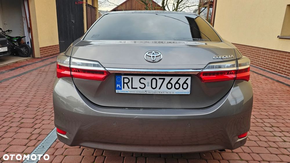 Toyota Corolla 1.6 Prestige EU6 - 23